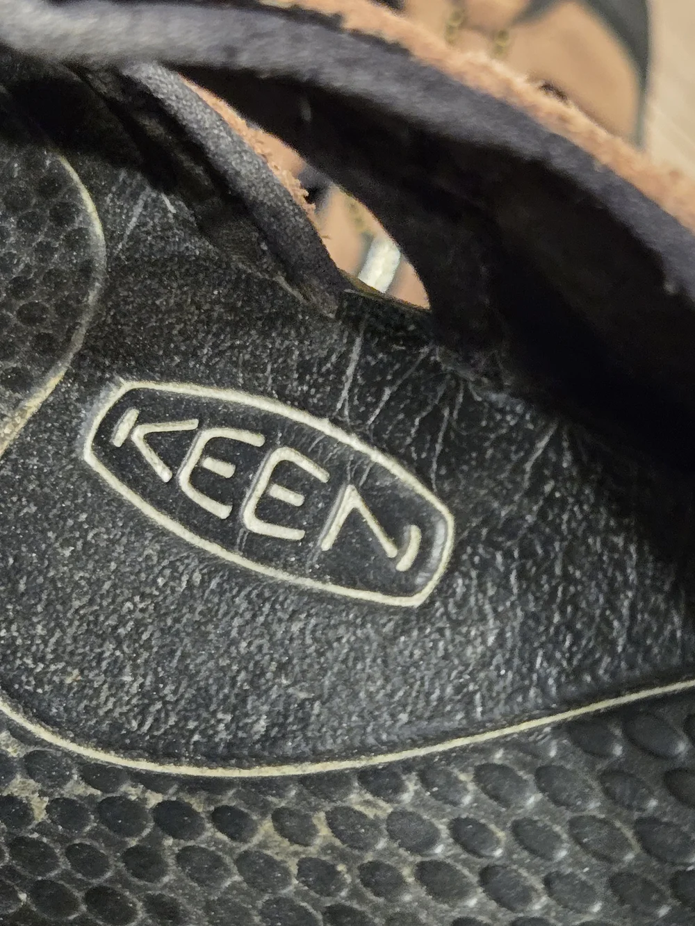Keen Brown and Black Closed-Toe Outdoor Sandals Size 9